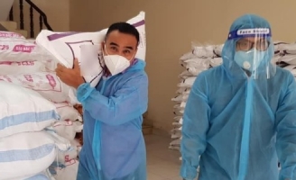 Quyền Linh phản ứng bất ngờ khi bị trách “4 tháng trôi qua, 1000 đồng cũng không có”