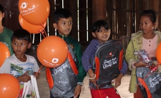 ‘Rạp phim trường em’ đến với học sinh vùng núi Đăk Lăk