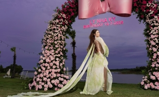 Resort 10 hecta lung linh trong tiệc sinh nhật Lý Nhã Kỳ