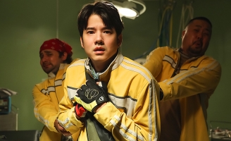 Rider: Giao Hàng Cho Ma - một bộ phim thuần giải trí, khán giả cười xuyên suốt bộ phim