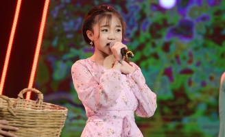 Sao nhí Hãy Nghe Tôi Hát Quỳnh Anh bị bạn bè trêu chọc chỉ vì mê hát cải lương