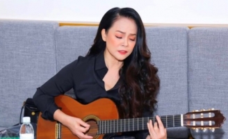 Sau khi ly hôn với chồng Nhật, Hồng Hạnh tự hào khoe con trai điển trai 29 tuổi học ngành Y 