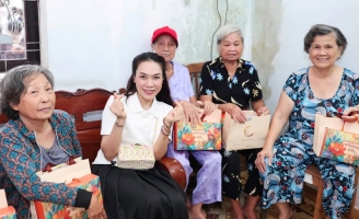 Sau khi ủng hộ bão lũ miền Bắc, Mỹ Tâm thực hiện hàng loạt hoạt động thiện nguyện ý nghĩa 