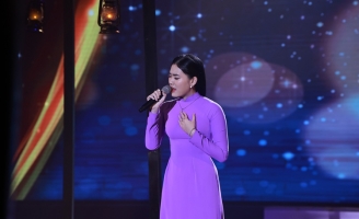 Sở hữu 2 yếu tố thanh và sắc, danh ca Ngọc Sơn đánh giá Khánh Linh là “một ngôi sao sáng chói”