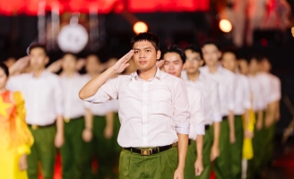 Sự kiện “Vinh Quang Công An Nhân Dân” chạm tới trái tim người dân