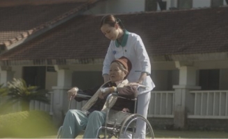 Tập đoàn Y khoa Hoàn Mỹ công chiếu tập phim đầu tiên “Những đóa hoa kiên cường”