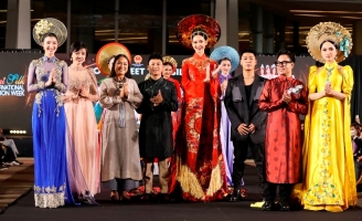 Thai Silk International Fashion Week 2022: Khi Áo Dài gặp gỡ lụa Thái