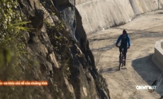 Thán phục chàng trai đạp xe 29 ngày để về quê đón tết cùng gia đình 