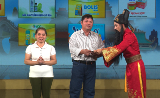 Thần tài gõ cửa: Cuộc sống của gia đình đôi vợ chồng khiếm thị trong tâm dịch