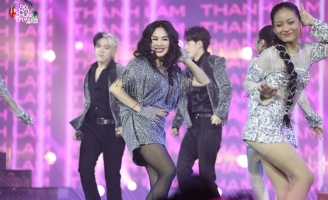 Thanh Lam - Thu Minh so kè vocal trên sân khấu Our Song