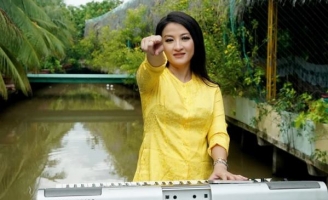 Thanh Nhã tung album DJ Anh Cali - Em Cần Thơ cùng... người ấy