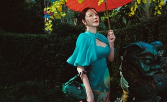 Theo chân mỹ nhân không tuổi Lý Nhã Kỳ chụp ảnh áo dài xuân