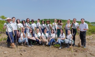 Thí sinh Miss Earth 2023 khám phá rừng ngập mặn Cần Giờ