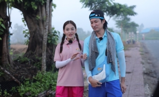 Thuỳ Anh “hóa” cô nàng nông dân, lăn xả làm thuê, mưu sinh tại Đồng Tháp