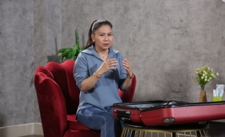 Thụy Mười bật khóc kể về mẹ và hành trình vượt qua biến cố mổ tim của bản thân