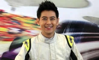 Tình trạng Lâm Chí Dĩnh sau 2 ca phẫu thuật nối xương