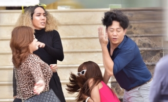 Tình tứ với Lê Nam, Nam Thư bị Lê Giang đánh ghen trong 'Dịch vụ zụ zịt'