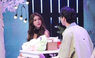 Tỏ Tình Hoàn Mỹ: Mew Lê Đức nghẹn ngào trước tình cảm chân thành của nữ chính là fangirl