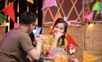 Tỏ tình hoàn mỹ: Trần Vân (Phố trong làng) bật khóc nức nở trước màn tỏ tình của nam chính