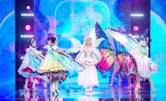 Trần Thủy Tiên hóa tiên nữ, giành trọn điểm 10 của giám khảo Lâm Hùng và Dương Hồng Loan