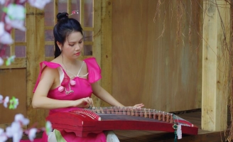 Trúc Thy: Nghệ sĩ đa năng kết hợp nghệ thuật và giáo dục