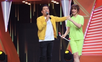 Trường Giang đi làm về không biết được bao nhiêu tiền vì vợ “quản” hết