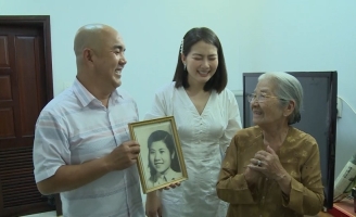 Từng bị xe cán nát tay, NSƯT Phi Điểu vẫn kiên quyết tự lái xe đi diễn ở tuổi 89 