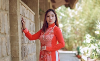 Vì sao NSƯT Cát Tường quyết định tạm ngừng vai trò “bà mối quốc dân”?