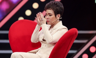 Việt Hương bức xúc khi bị nhiều khán giả  xúc phạm vì ngồi ghế giám khảo chương trình Ca sĩ bí ẩn