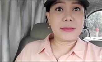 Việt Hương: 