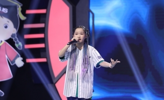 Võ Hạ Trâm nhún nhảy khi nghe rapper nhí cover hit của mình tại Siêu Tài Năng Nhí