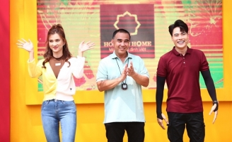 Võ Tấn Phát, Kim Tuyến giàn giụa nước mắt khi ăn bánh cốm tại “Mái ấm gia đình Việt”