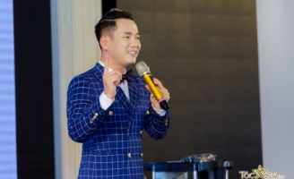 Vua tóc Nguyễn Duy chinh phục VietNam Hair Award 2021