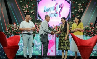 Xúc động chứng kiến cặp đôi trung niên tìm thấy nhau tại “Bạn muốn hẹn hò?” 